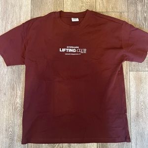 Men's Gymshark Shirt Size Medium Maroon  Lifting Club Athletic Gym T Shirt